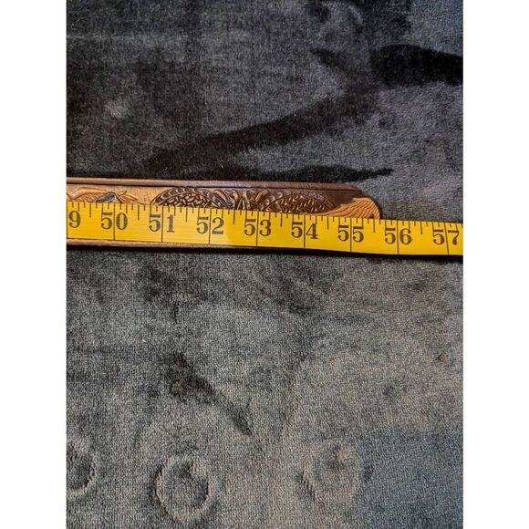 Vintage Marine corps belt buckle & top grain leather belt goes up to a 46W - Picture 10 of 11